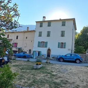 Séjour chez l'habitant Maison De Caractere